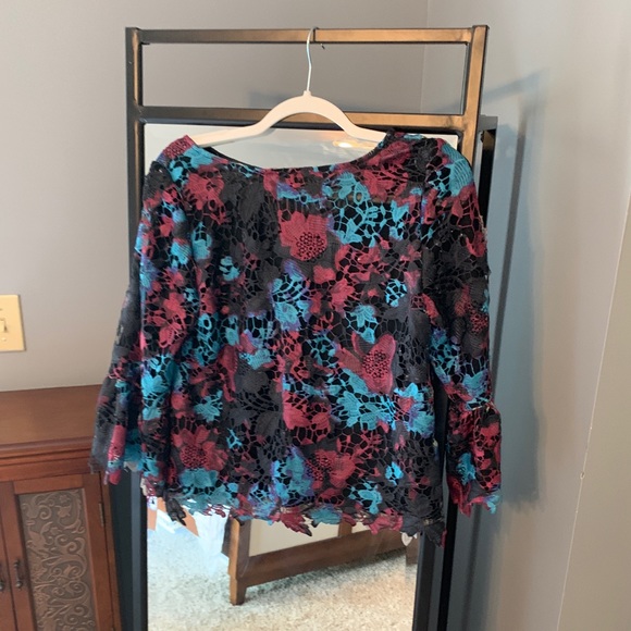 S TRACY REESE TOP - Picture 6 of 7